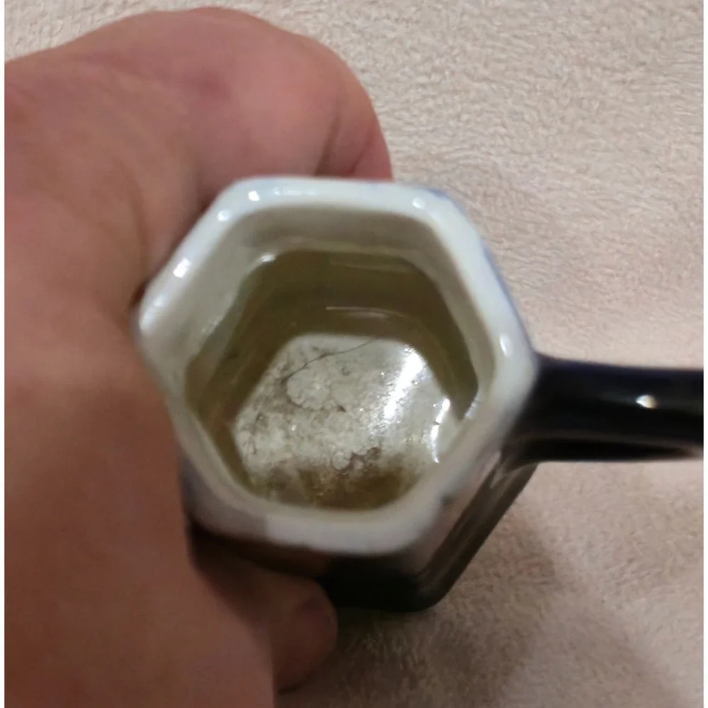 Unbranded gold rim